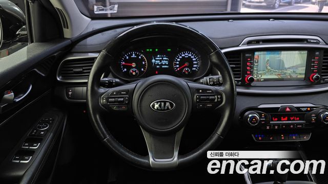 Kia Sorento 2016 — photo 13