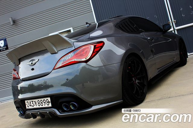 Hyundai Genesis 2010 — photo 4