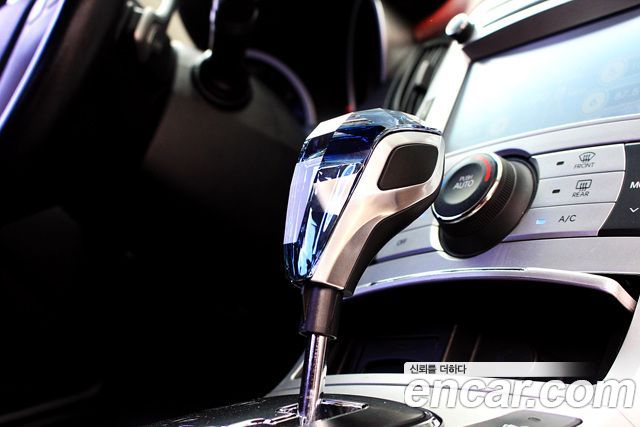 Hyundai Genesis 2010 — photo 9