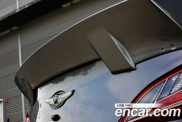 Hyundai Genesis 2010 — photo 18