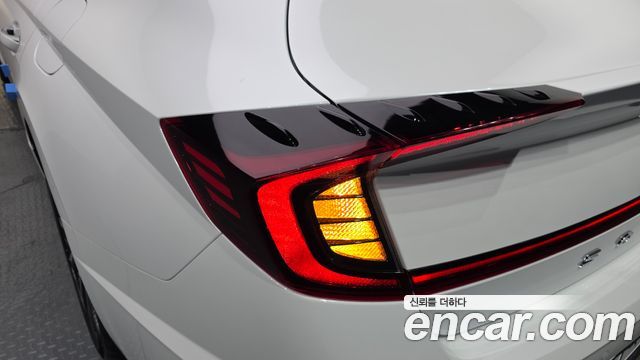 Hyundai Sonata 2020 — photo 9