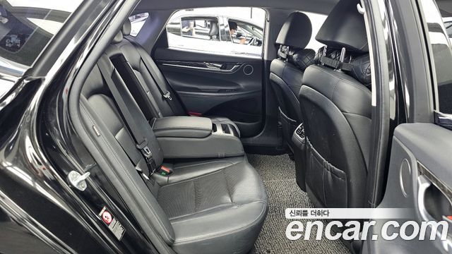 Hyundai Grandeur 2019 — photo 18
