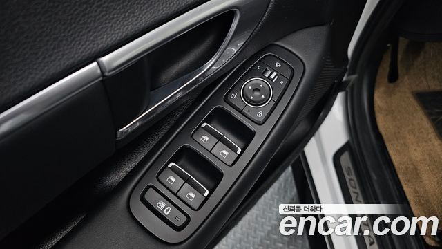 Hyundai Sonata 2020 — photo 13