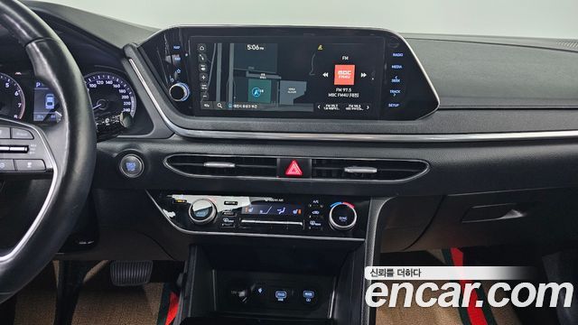 Hyundai Sonata 2020 — photo 16