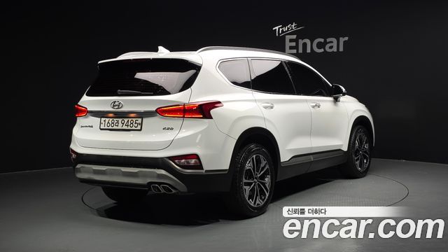 Hyundai Santafe 2019 — photo 2