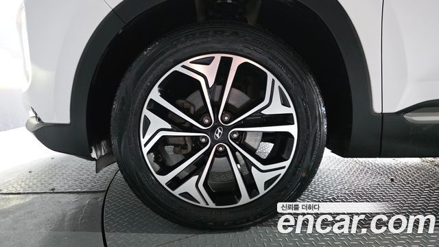 Hyundai Santafe 2019 — photo 5