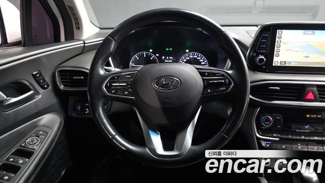 Hyundai Santafe 2019 — photo 19