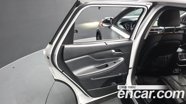 Hyundai Santafe 2019 — photo 15