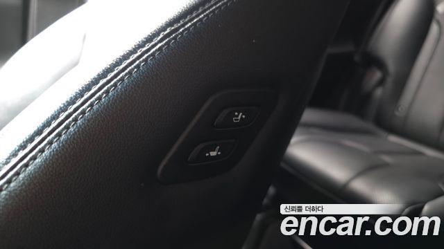 Hyundai Santafe 2019 — photo 34