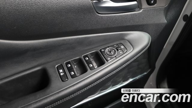 Hyundai Santafe 2019 — photo 38
