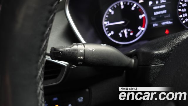 Hyundai Santafe 2019 — photo 41