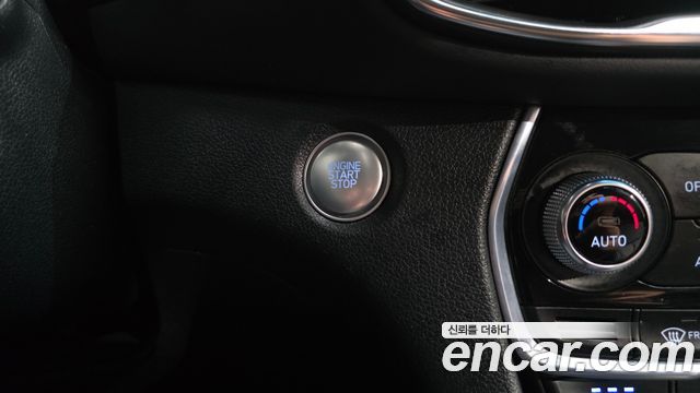 Hyundai Santafe 2019 — photo 42