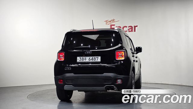Jeep Renegade 2017 — photo 4
