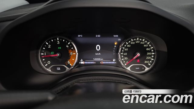 Jeep Renegade 2017 — photo 8