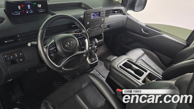 Hyundai Staria 2023 — photo 10