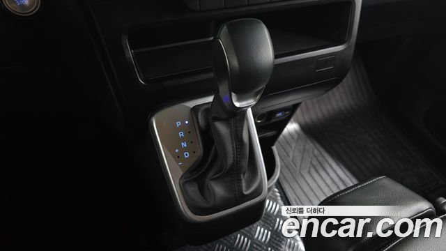 Hyundai Staria 2023 — photo 12