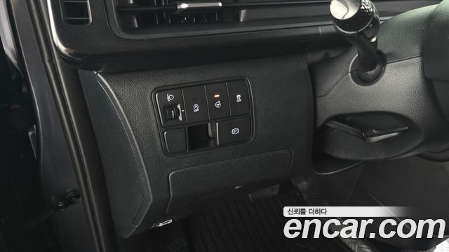 Hyundai Staria 2023 — photo 26