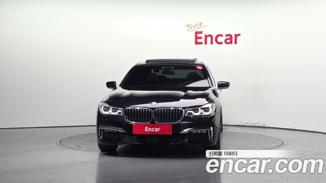 BMW 7-Series 2018 — photo 3