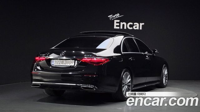 Mercedes-Benz S-Class 2022 — photo 2