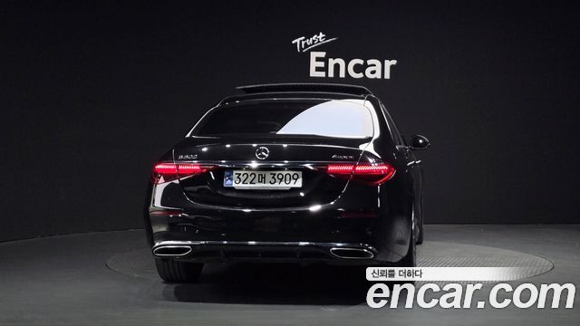 Mercedes-Benz S-Class 2022 — photo 4