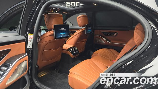 Mercedes-Benz S-Class 2022 — photo 17