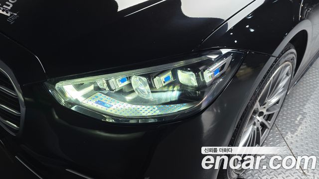 Mercedes-Benz S-Class 2022 — photo 8
