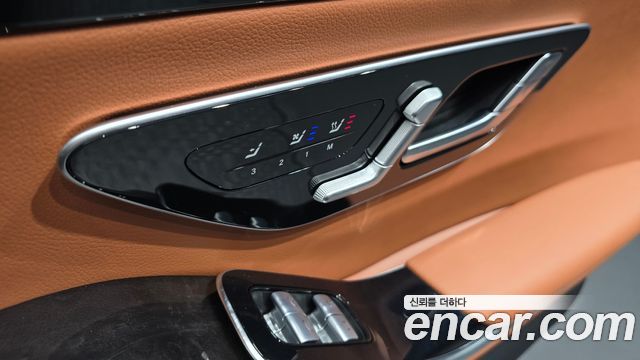 Mercedes-Benz S-Class 2022 — photo 27