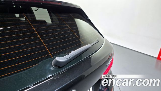 BMW 1-Series 2021 — photo 28