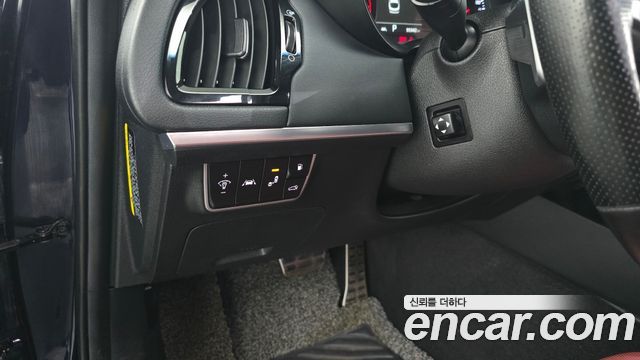 Kia Stinger 2019 — photo 19