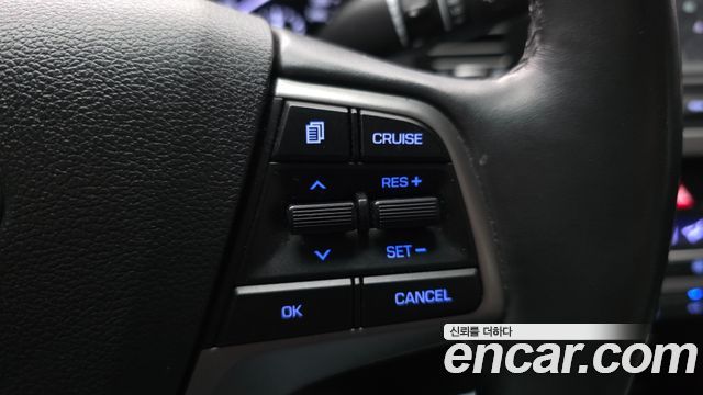 Hyundai AVANTE 2016 — photo 30