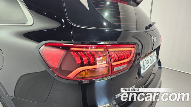 Kia Sorento 2018 — photo 9