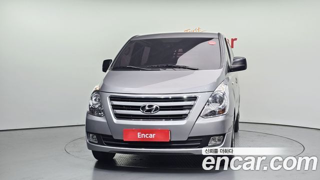 Hyundai Starex 2017 — photo 3