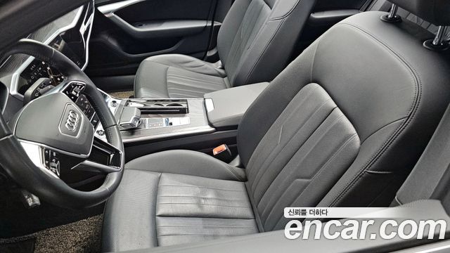 Audi A6 2021 — photo 29