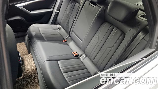 Audi A6 2021 — photo 30