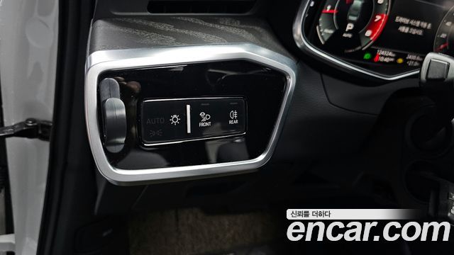 Audi A6 2021 — photo 32