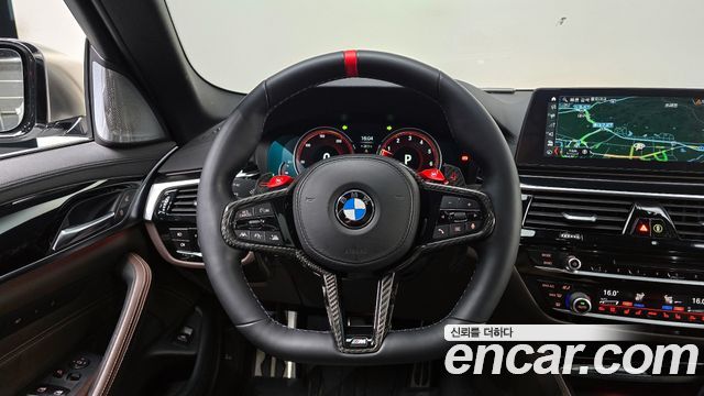 BMW 5-Series 2018 — photo 18