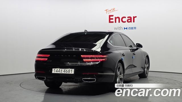 Genesis G80 2022 — photo 2