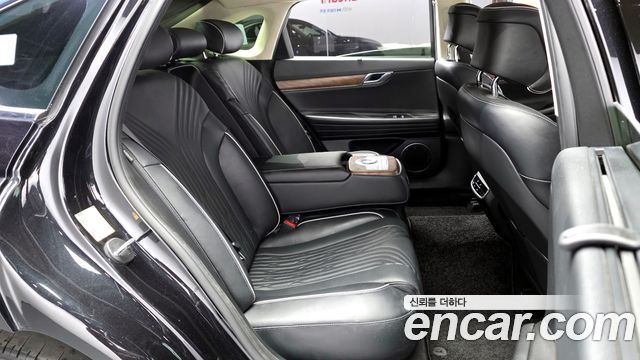 Genesis G80 2022 — photo 12