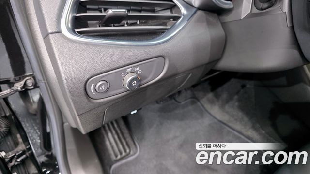 Chevrolet Korea Malibu 2021 — photo 25