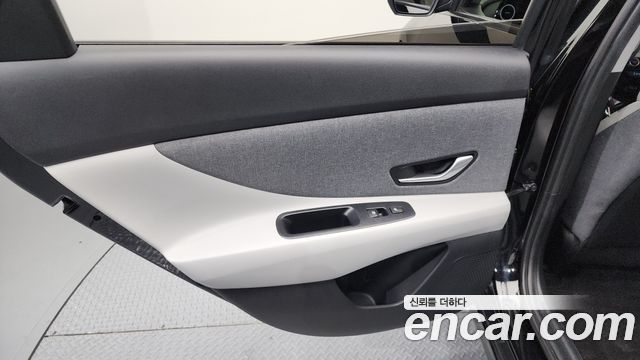 Hyundai AVANTE 2023 — photo 15