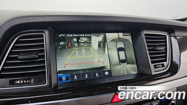 Genesis G80 2019 — photo 17