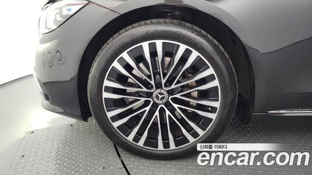 Mercedes-Benz S-Class 2021 — photo 5
