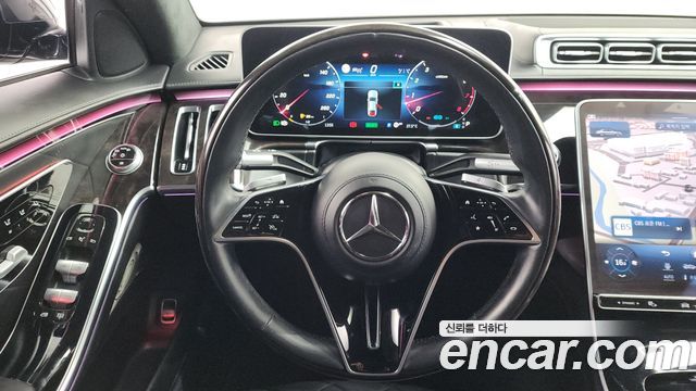 Mercedes-Benz S-Class 2021 — photo 19