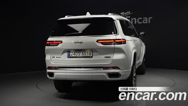 Jeep Cherokee 2023 — photo 4