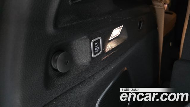 Jeep Cherokee 2023 — photo 39