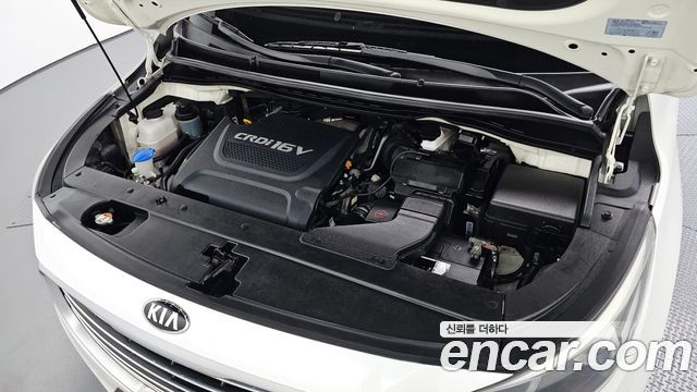 Kia Canival 2016 — photo 6