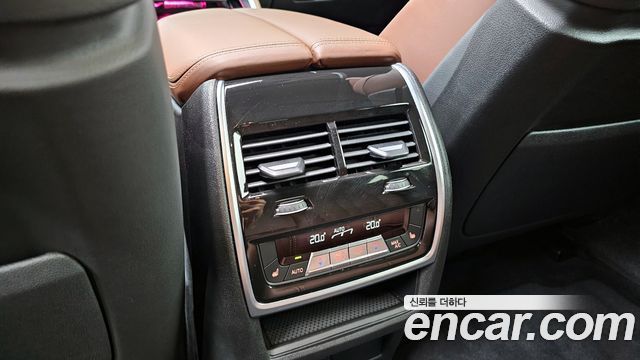 BMW X6 2026 — photo 30
