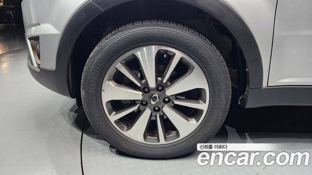 KG Mobility KORANDO 2015 — photo 5