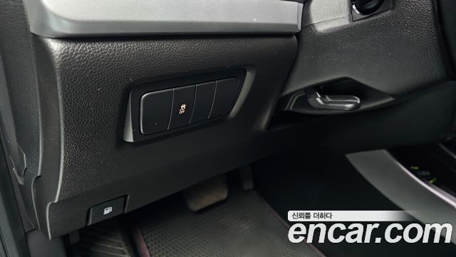 KG Mobility KORANDO 2015 — photo 19