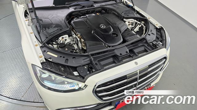 Mercedes-Benz S-Class 2021 — photo 6